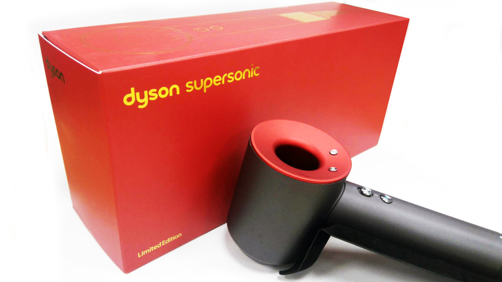 dyson Supersonic™吹風機推出新春限定「金鑽紅精裝版Limited Edition」
