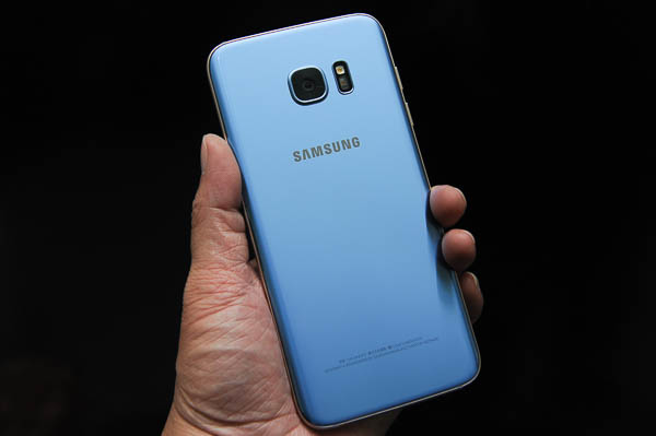 開箱 Galaxy S7 edge 冰湖藍-60