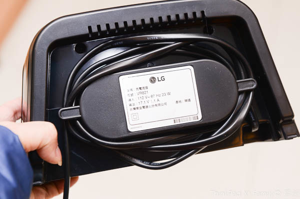 LG 雙眼小精靈-掃地機器人(VR64701LVM)-104