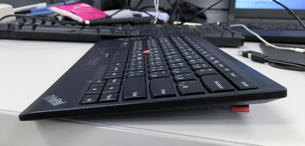 ThinkPad USB Keyboard with TrackPoint-8