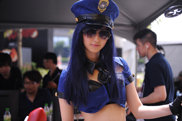 doublelift officer caitlyn